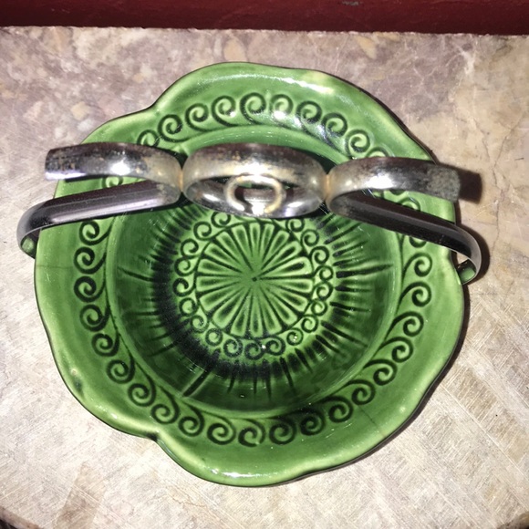 Vintage McCoy Green Flower Shaped Bowl - Picture 2 of 14